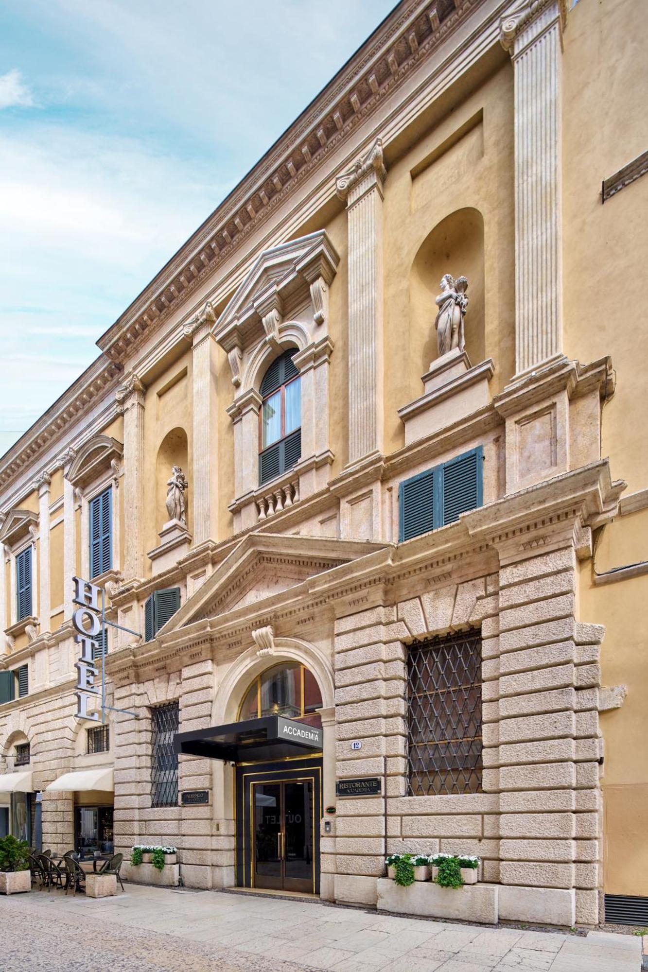 Hotel Accademia Verona Esterno foto